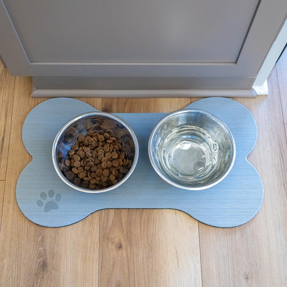 SeaDek Dog Bowl Mat  Storm GreyBlack  Small  12 x 21 6271390837